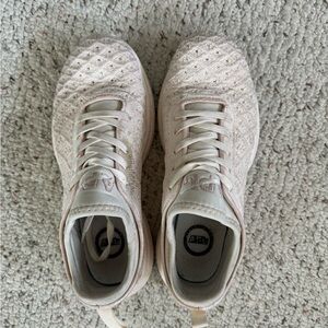 APL Techloom Phantom Women’s Shoes